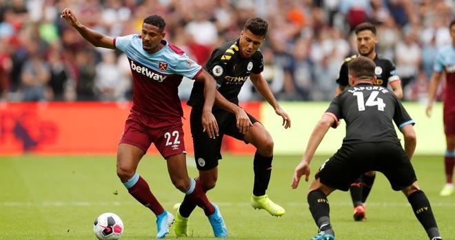 本届与哥伦比亚同组，C罗世界杯对阵南美球队仍0球0助（分组遇哥伦比亚，C罗世界杯对南美仍是0进球0助攻）