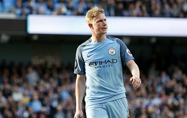 本赛季东契奇缺席时里夫斯场均40分10助攻，今日三节36+9（东契奇缺阵的本季里，里夫斯场均40分10助；今日仅三节已拿36分9助）