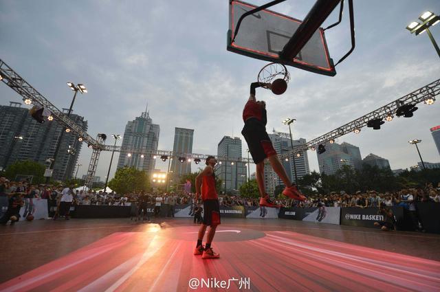 输球就下课！战曼城阿隆索已无退路 将帅不和伤兵满营拿啥去踢（败则下课！阿隆索对阵曼城退无可退 将帅不睦、伤病成堆拿什么应战）