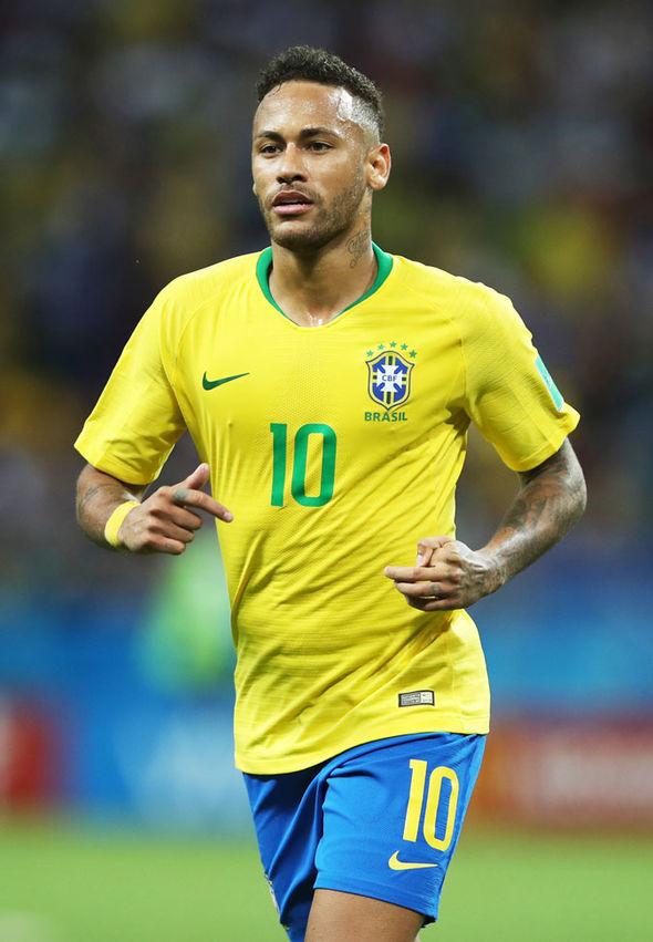 加盟曼城仅5个月！曝23岁国脚不满坐冷板凳 冬窗申请离队（来曼城才5个月 23岁国脚难忍久坐冷板凳拟冬窗申请离队）