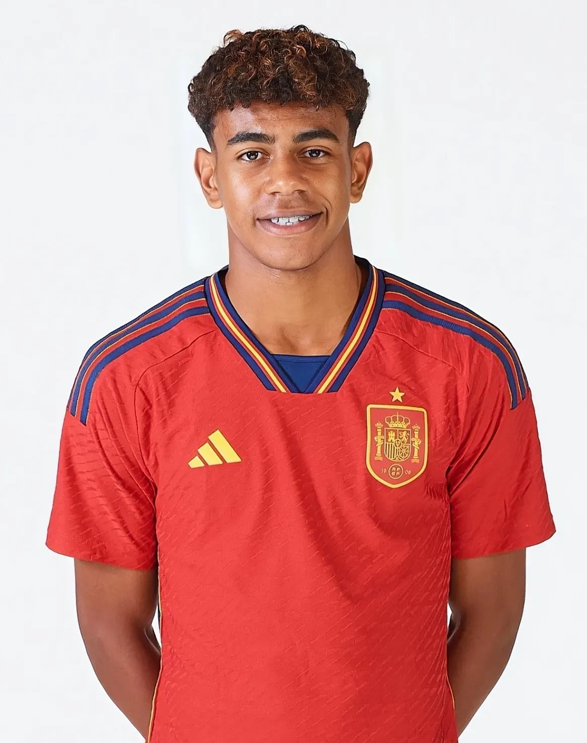 辽宁男篮90-79合肥狂风，威尔斯21+9布朗21分，国内球迷表现低迷（辽宁男篮90-79力克合肥狂风：威尔斯21+9、布朗21分，国内球迷反应低迷）