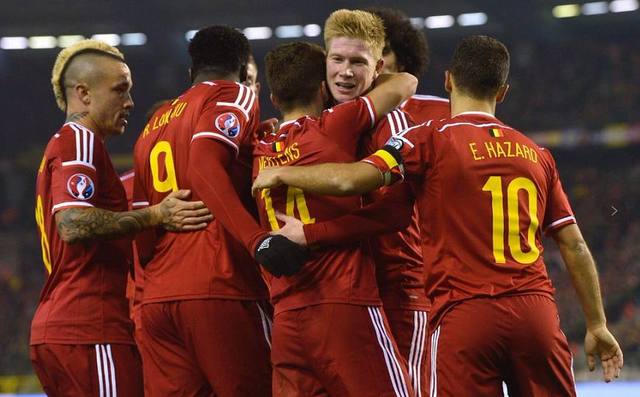 萨拉赫或冬窗加盟利雅得新月，年薪2亿转会费超5300万欧元（萨拉赫有望冬窗加盟利雅得新月，转会费超5300万欧元、年薪达2亿）