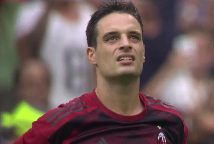 记者：米兰正在和弗拉霍维奇经纪人谈明夏免签（记者称：米兰正与弗拉霍维奇经纪人商谈明夏自由加盟）